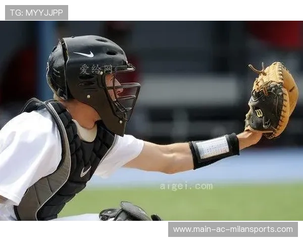 MLB捕手阻盗与传球训练——提升捕手实战能力的关键