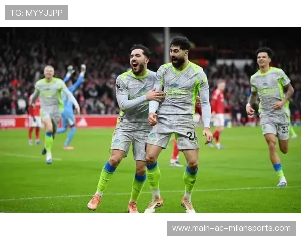 曼城或在边路配置更多与中锋联动的球员