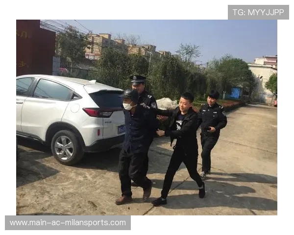 黑熊闯市引发致命事件，小男孩奇迹生还，黑熊闯进超市吓退店员后胡吃海喝 网友拍下搞笑画面